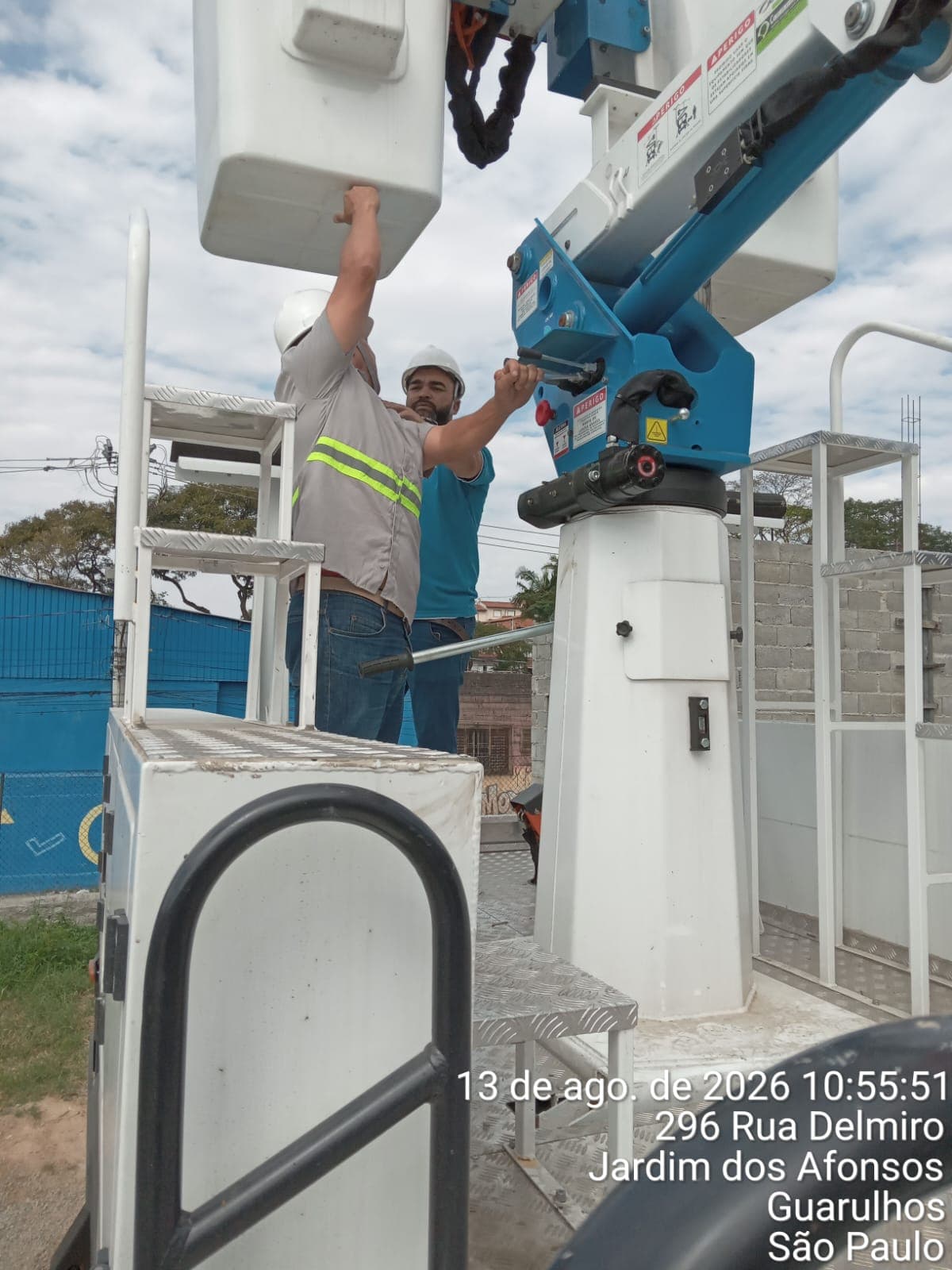Treinamento prático com equipamento real