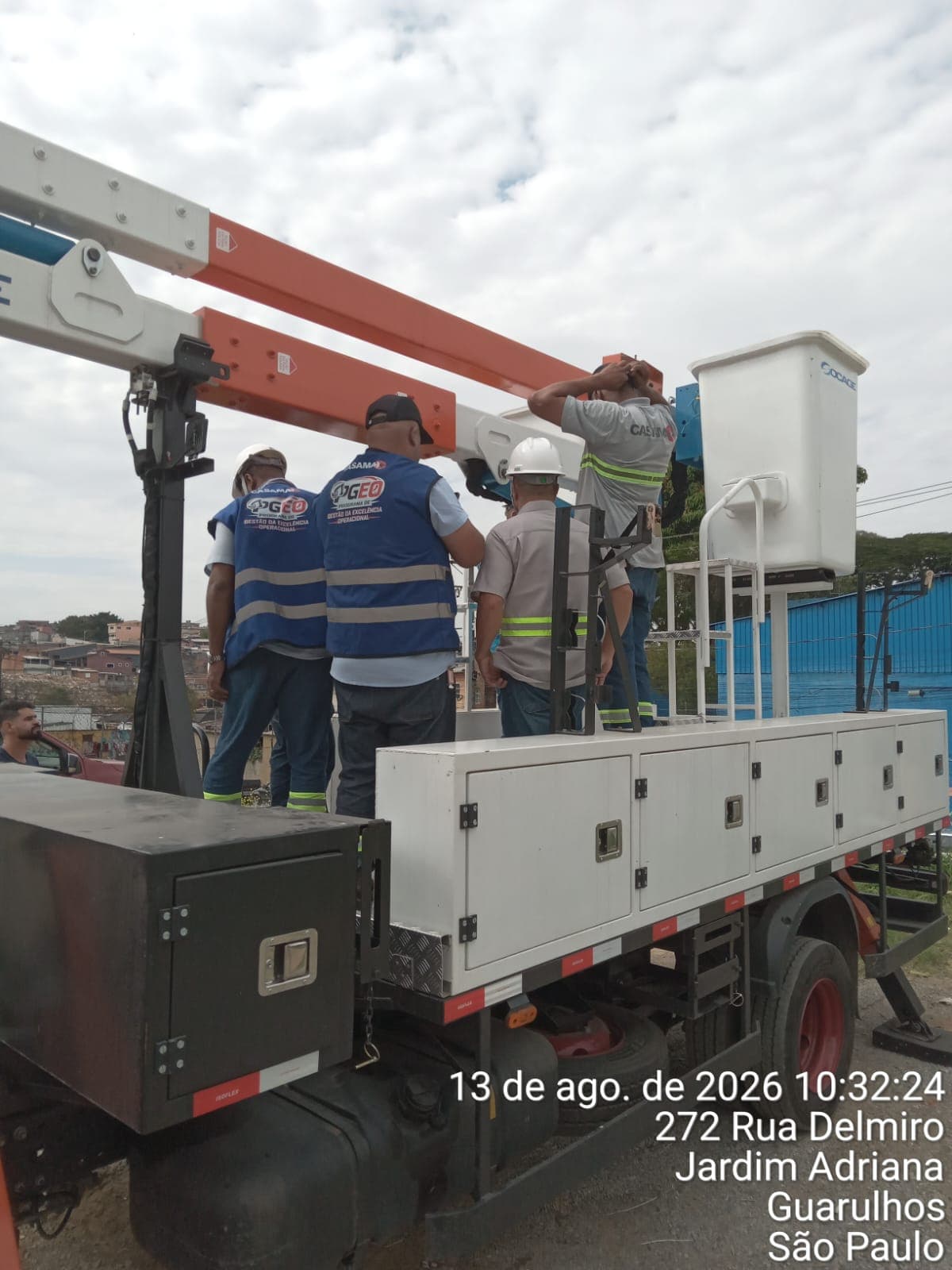 Equipe em treinamento prático